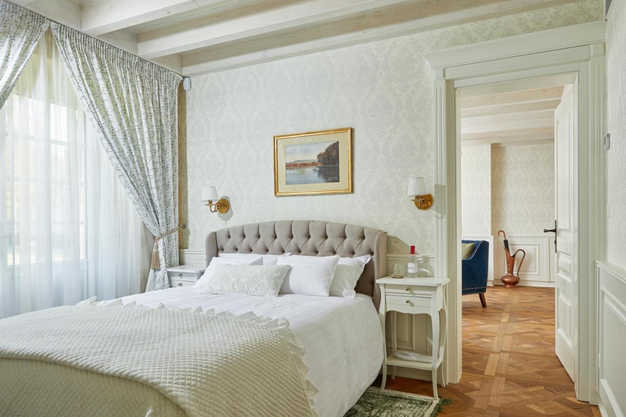 Chateau De Clotte & Suites Les Salles-de-Castillon エクステリア 写真