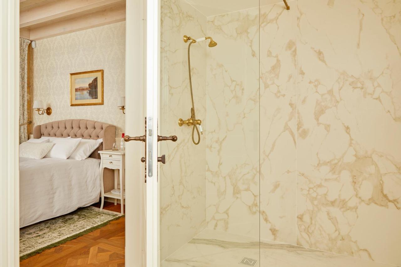 Chateau De Clotte & Suites Les Salles-de-Castillon エクステリア 写真